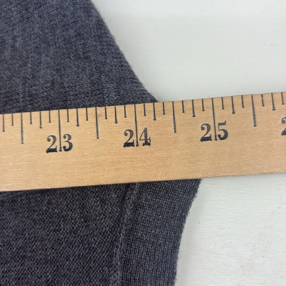 Lord‎ & Taylor Cardigan Womans XS Merino Wool